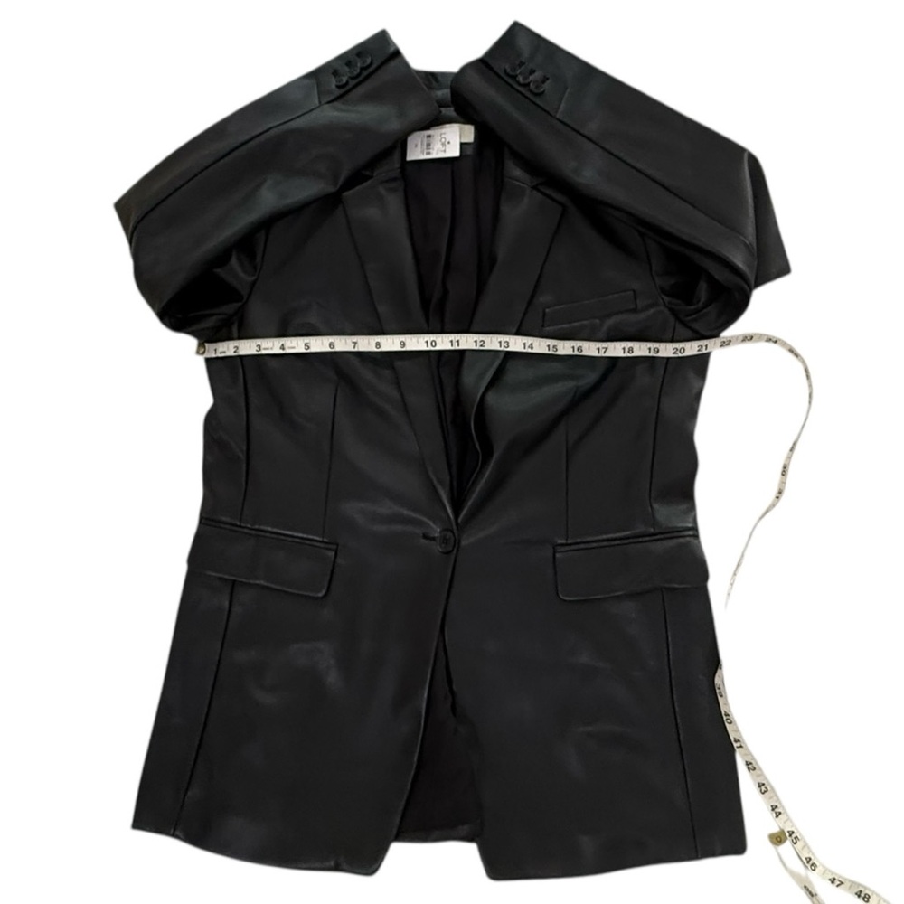 NWT. Loft, faux leather jacket in black. Size 14. - Picture 5 of 10